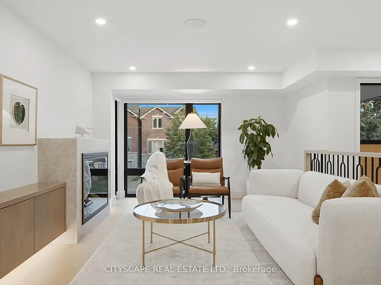 10A Holmstead Ave — Photo 15