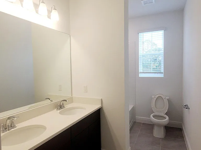 2058 Emerald Springs Dr — Photo 9