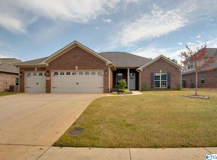 4604 Gramercy Ct SE, Owens Cross Roads, AL 35763