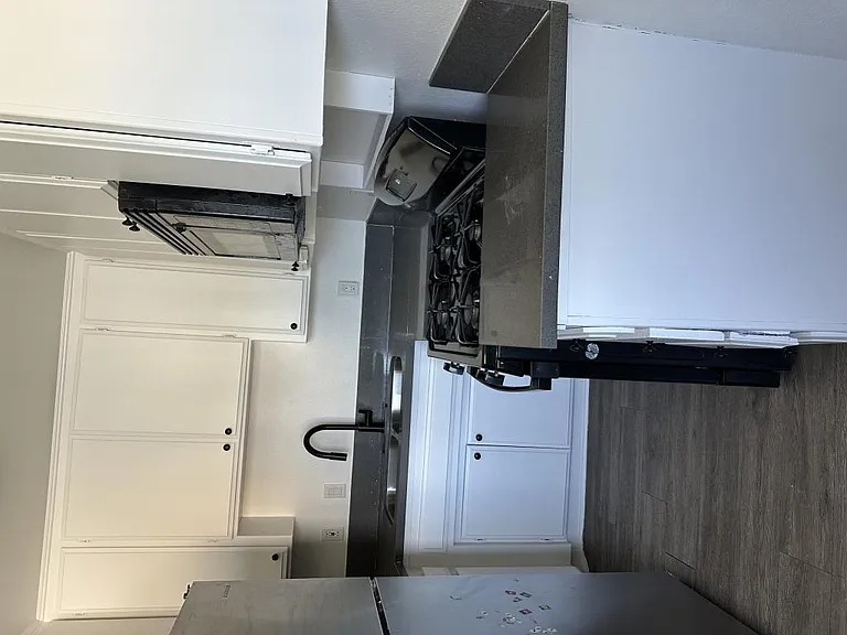 520 E Avenue Q4 — Photo 11