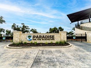 1922 Paradise Pkwy #56, Canyon Lake, TX 78133