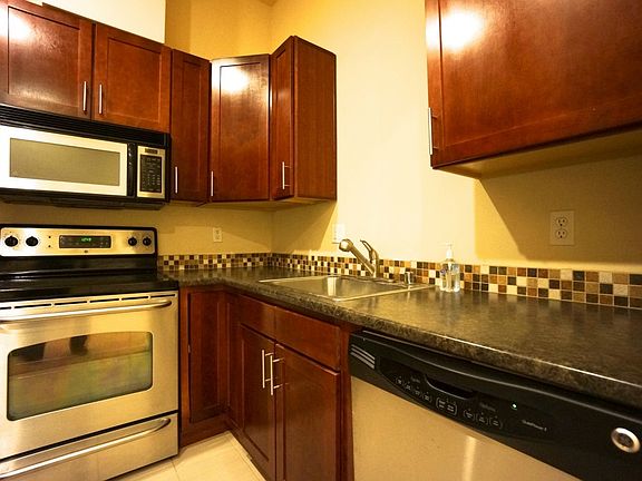 3rd image of 7322 Rainier Ave S Unit 507