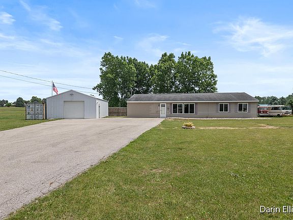 2nd image of 2404 Dean Dr