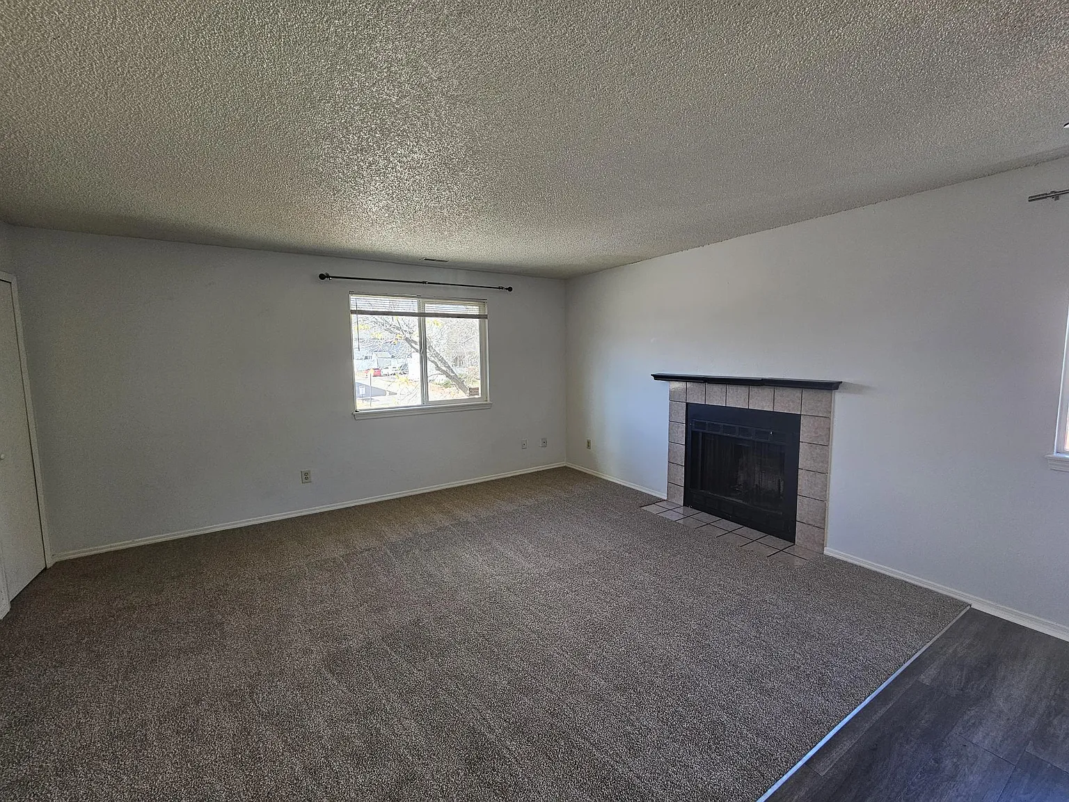 2 bed, 800 sqft, $1,150 — Photo 4