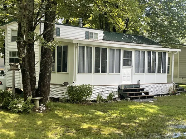 31 Allens Way #Indian Poi, Raymond, ME 04071