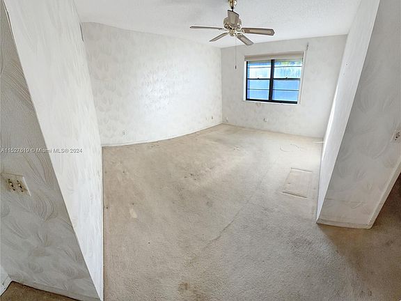 4th image of 4955 E Sabal Palm Blvd APT 202