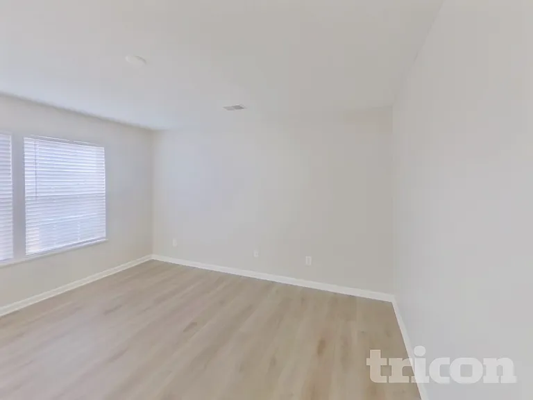 2108 Wilkinson Dr — Photo 5