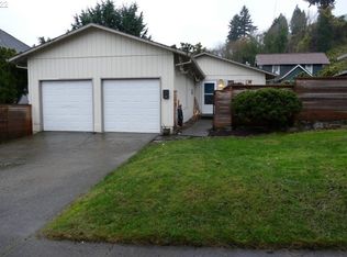 320 S Vermont St, Portland, OR 97219