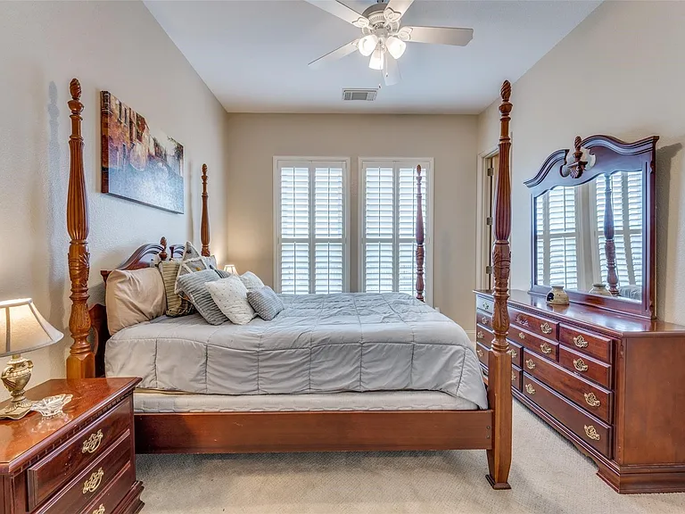 604 Promontory Dr — Photo 13