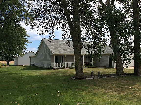3rd image of 17404 Fairway Dr