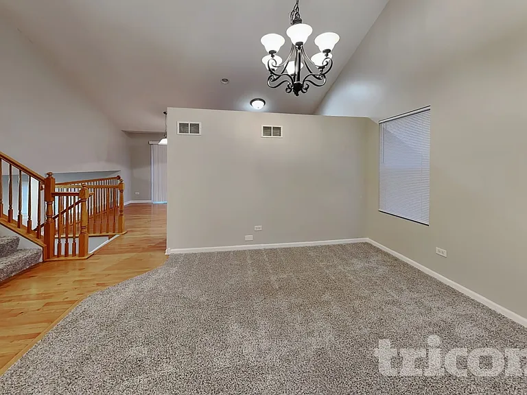 8007 Shady Oak Rd — Photo 2