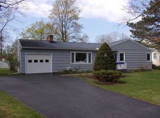 4 Westview Cres, Geneseo, NY 14454