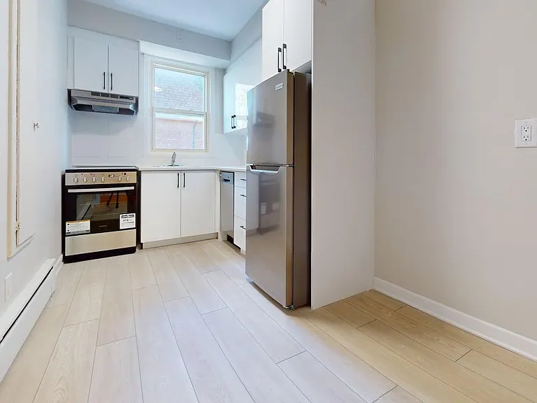 362 McArthur Ave #388-390 — Photo 16