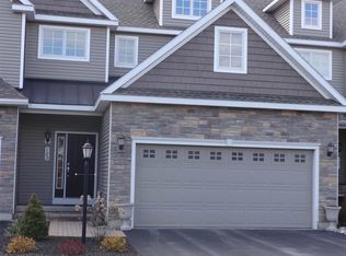 183 Fieldstone Dr, Schenectady, NY 12304