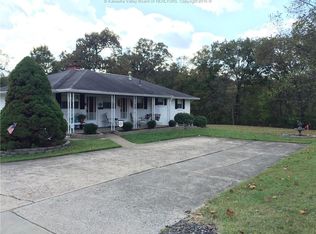 109 Willa Ln, South Charleston, WV 25309