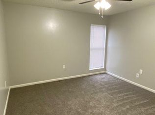 13911 Grandboro Ln APT 87, Grandview, MO 64030