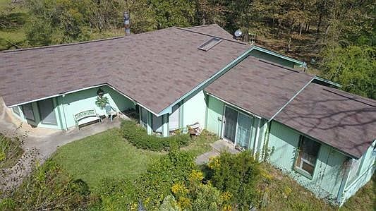 2nd image of 130 Hartje Ln