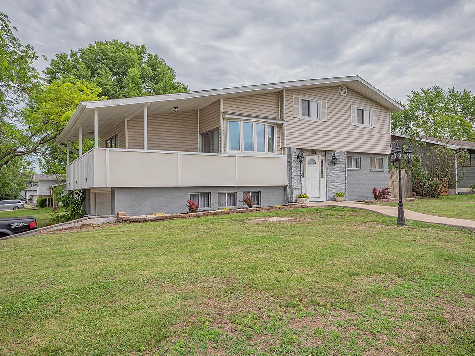 1st image of 1949 Eastbrook Cir