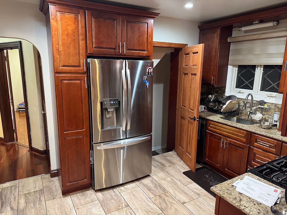 1st image of 8315 Little Neck Pkwy #1