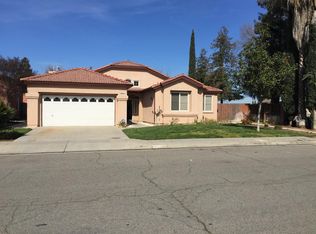 5522 W Beechwood Ave, Fresno, CA 93722