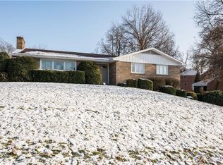 834 Washington Dr, Pittsburgh, PA 15229