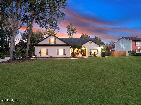 4th image of 1896 OSPREY BLUFF Boulevard