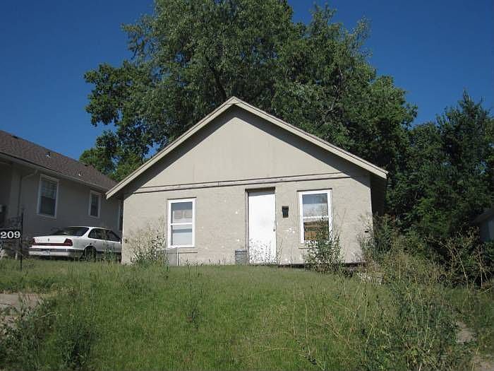 Photo 1