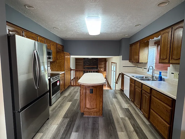 13519 Atwood Ave — Photo 38