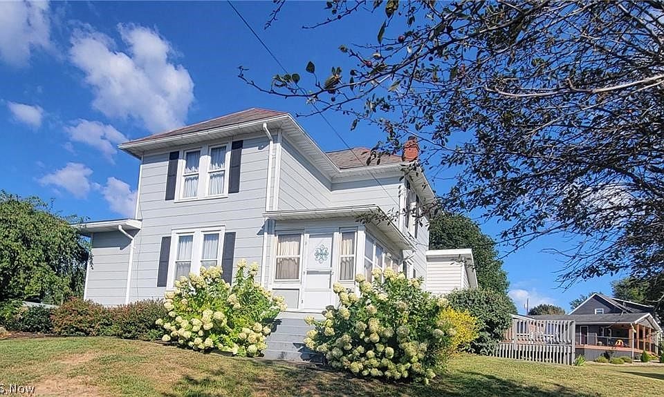 1st image of 500 Applegate Dr