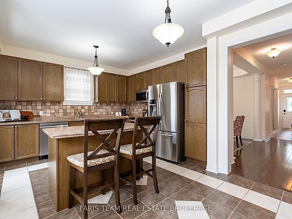 5th image of 57 Spotted Owl Cres