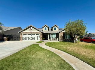 9024 Selma St, Bakersfield, CA 93313