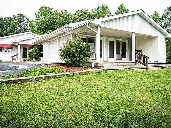 5th image of 3338 N Thompson Deer Meadow Dr