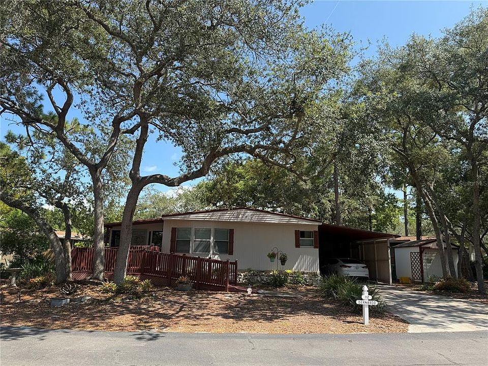 1st image of 112 E PLANTATION BOULEVARD