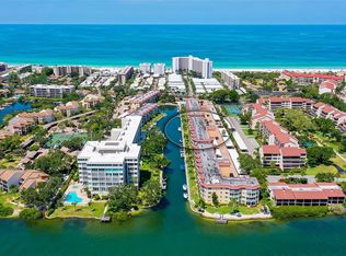 1300 N Portofino Dr APT 205, Sarasota, FL 34242