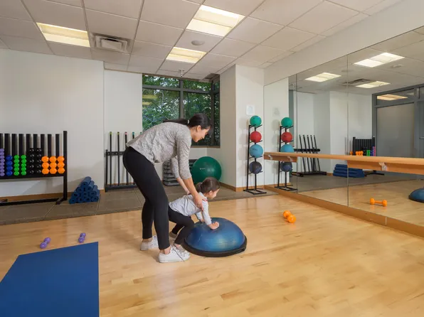 211 North End Avenue image 9 of 14