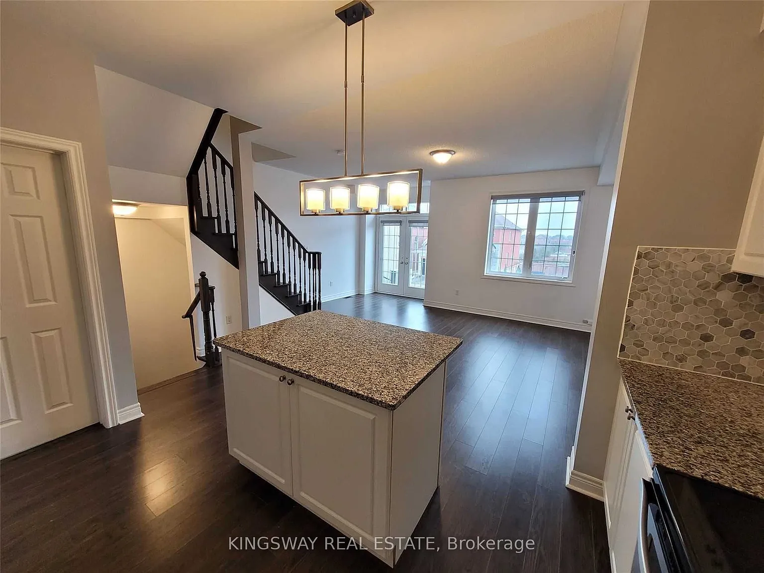 2 bed, $2,800 — Photo 4