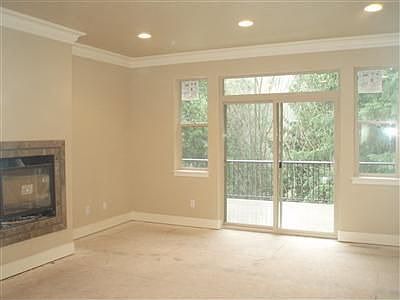 Master w/crown molding