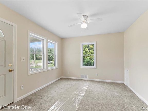 14225 Reeck Rd, Southgate, MI 48195 | MLS #20240059518 | Zillow