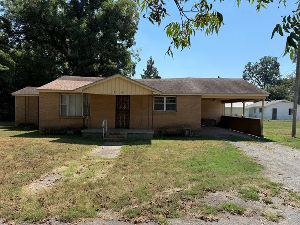 418 College St, Luxora, AR 72358