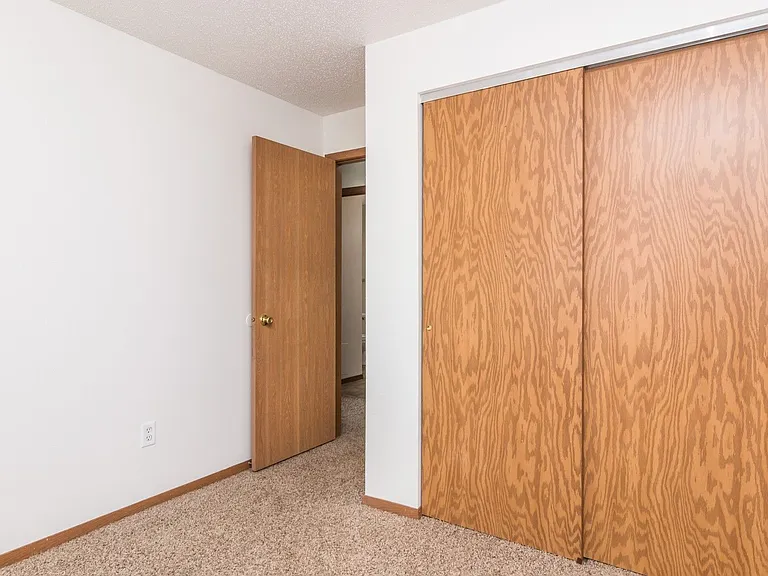 5500 S Macarthur Ln — Photo 21