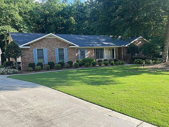 2nd image of 550 Country Place Ln