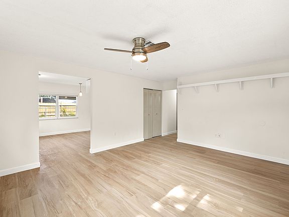 4th image of 314 Woodrow Ave #A