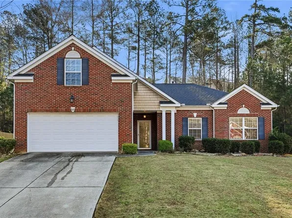 3960 Medlock Park Dr, Snellville, GA 30039