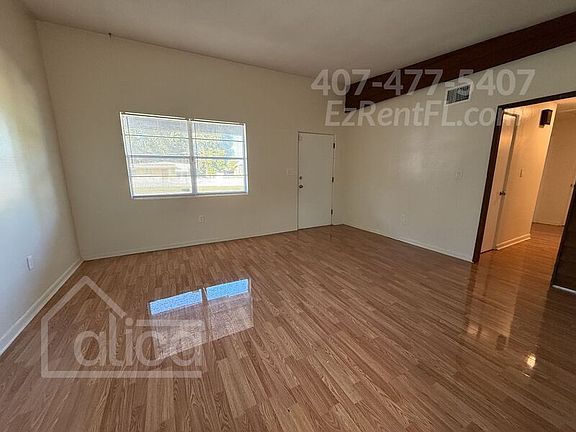 5th image of 6240 Bolling Dr