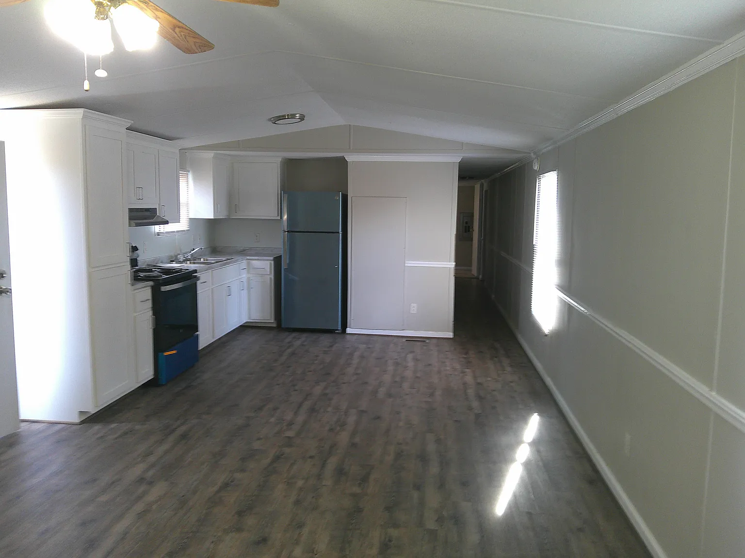 8355 Lee Road 390 — Photo 3