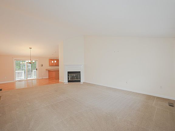 4th image of 15 Stockton Drive #U-126