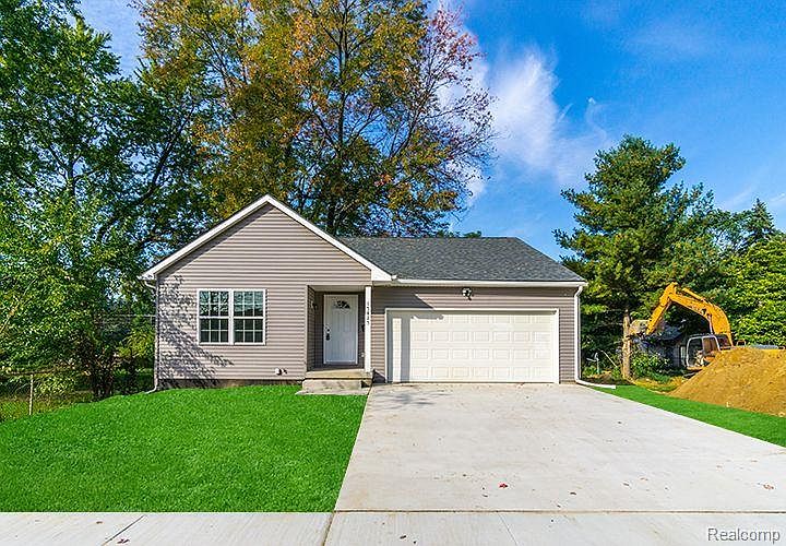 1st image of 15452 Leona Dr