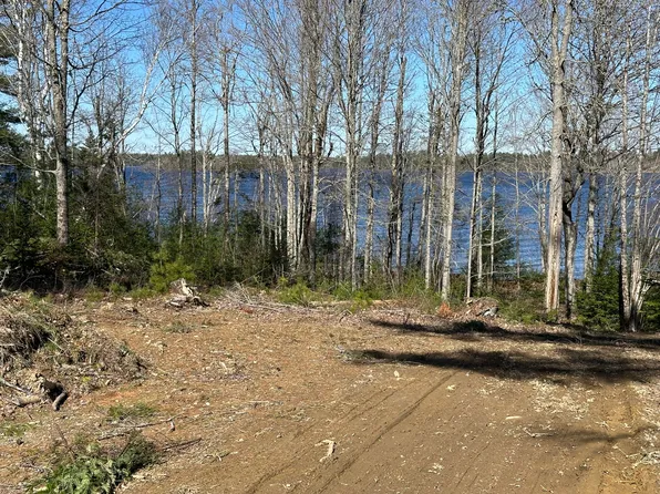 1-14 Lamb Farm Road, Baileyville, ME 04694