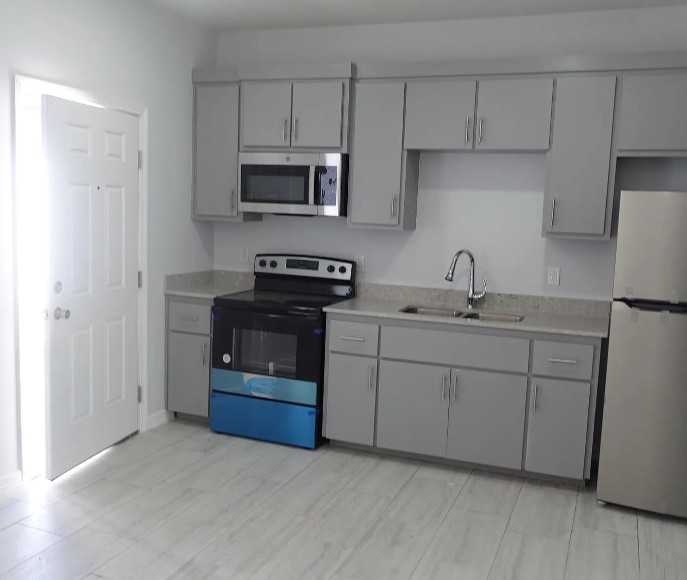 1 bed, $795 — Photo 3