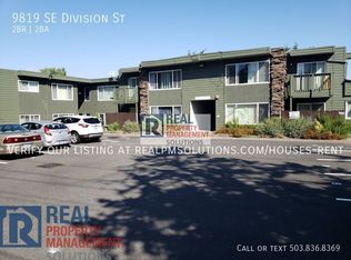 9819 SE Division St, Portland, OR 97266